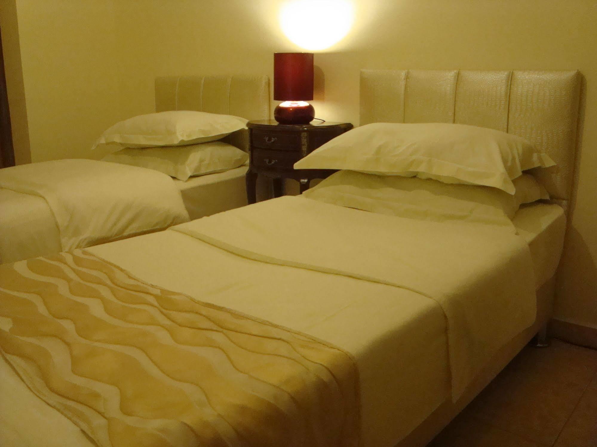 Rafi Hotel Ammán Kültér fotó